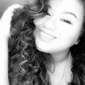 Meet your Posher, Maricela